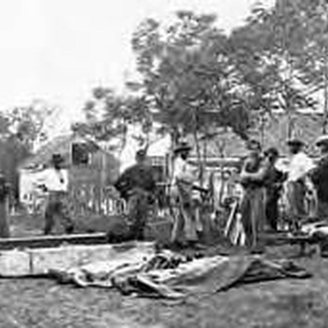 Photo showing burial detail at work following the Siege of Vicksburg Photo showing burial detail at work following the Siege of Vicksburg
