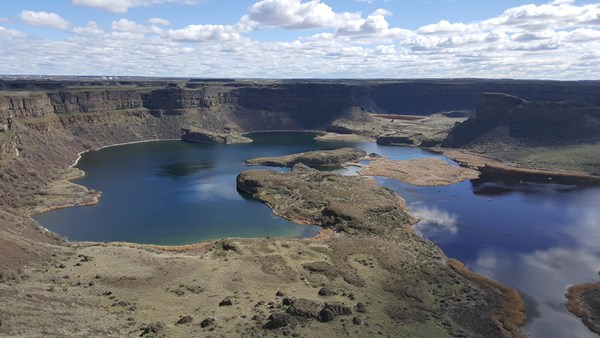 A overhead shot of the Dry Falls area