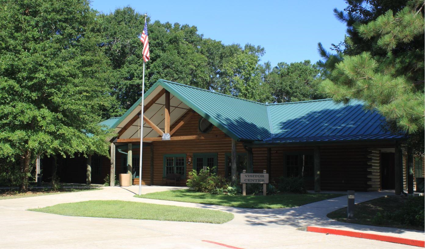 Big Thicket Visitor Center photo from the official site