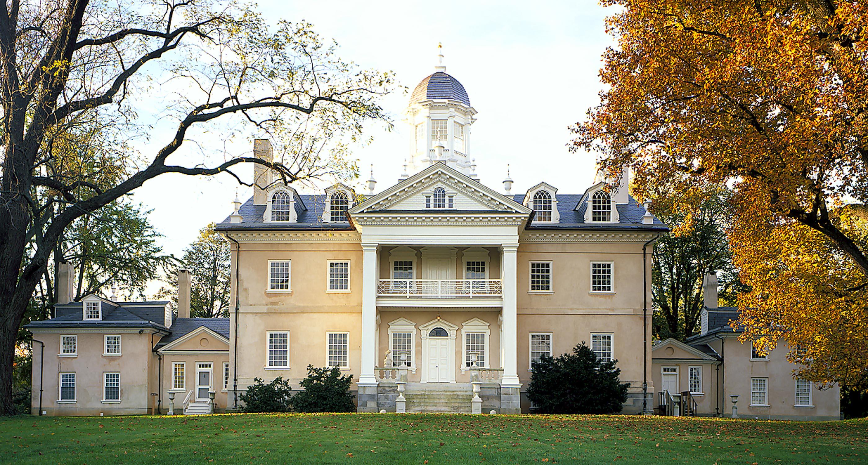 Hampton Mansion in the fall