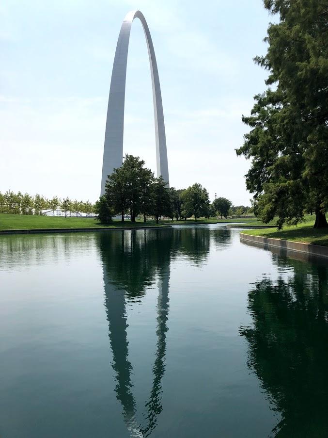 The Gateway Arch reflected in the waters of of the north pond