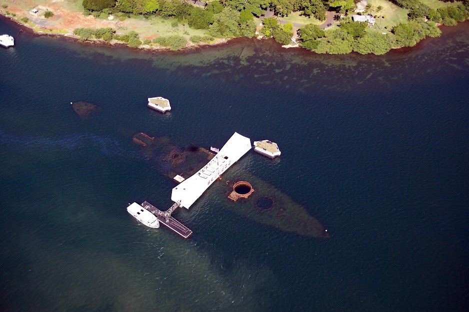 Arizona Memorial/Pearl Harbor