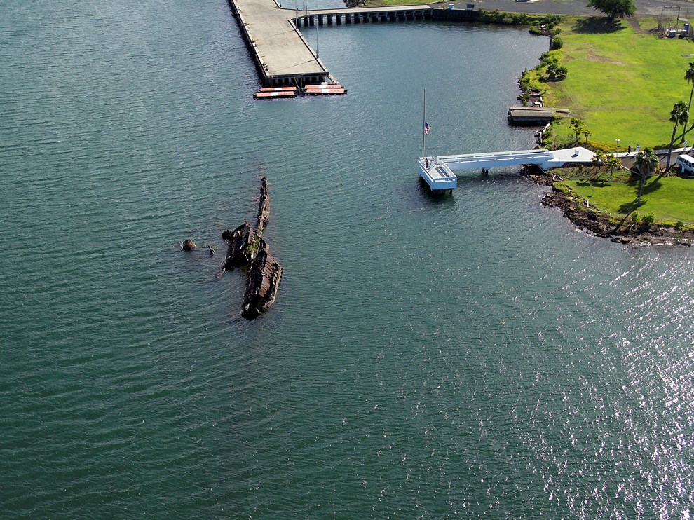 Arizona Memorial/Pearl Harbor