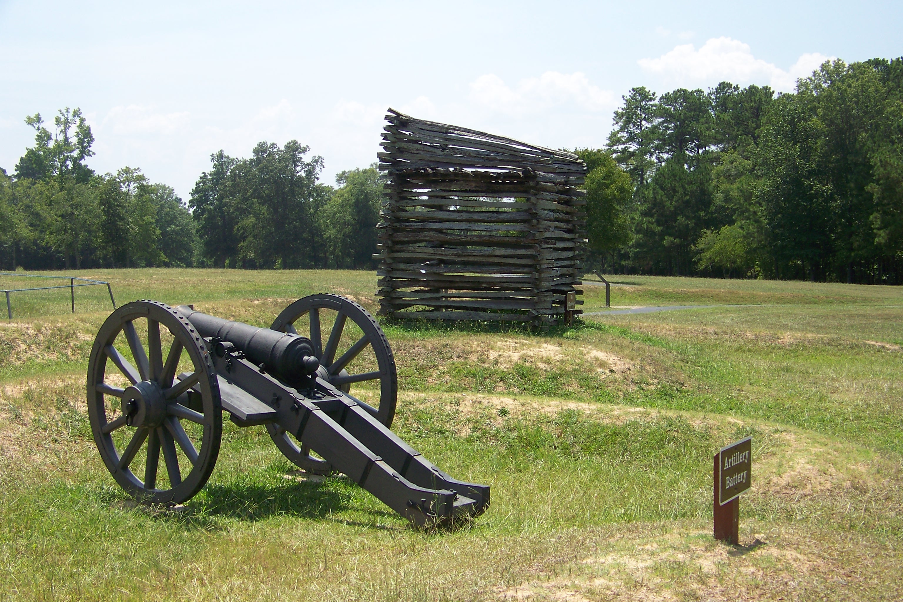 A cannon is in the left foreground with the Maham rifle tower in the distance.
