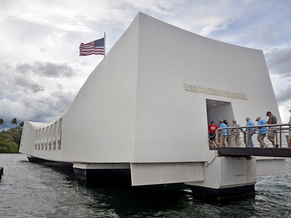 Arizona Memorial/Pearl Harbor
