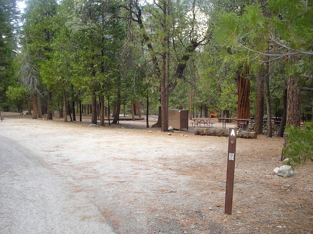A large-size group campsite