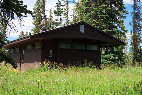 Restroom building at Point Supreme Campground