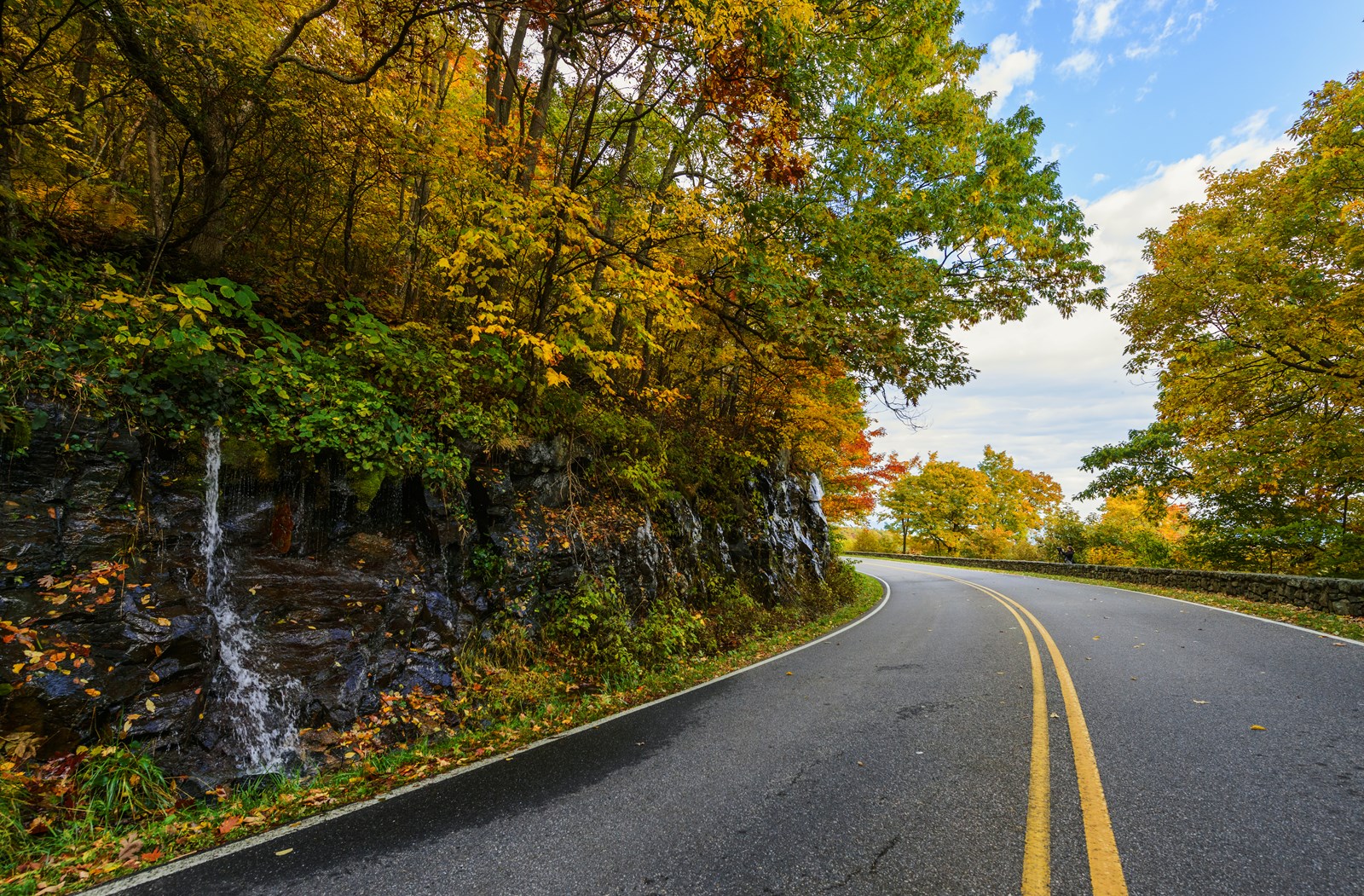 Driving on Skyline Drive