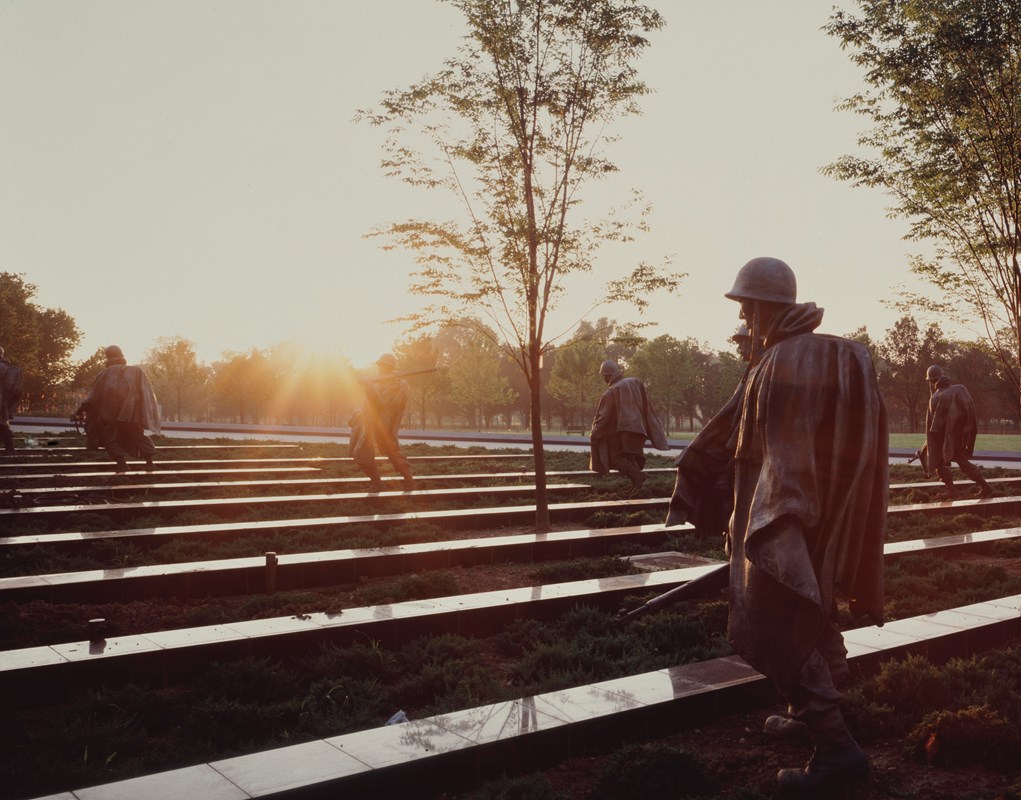 Dawn Picture of the statues within the memorial