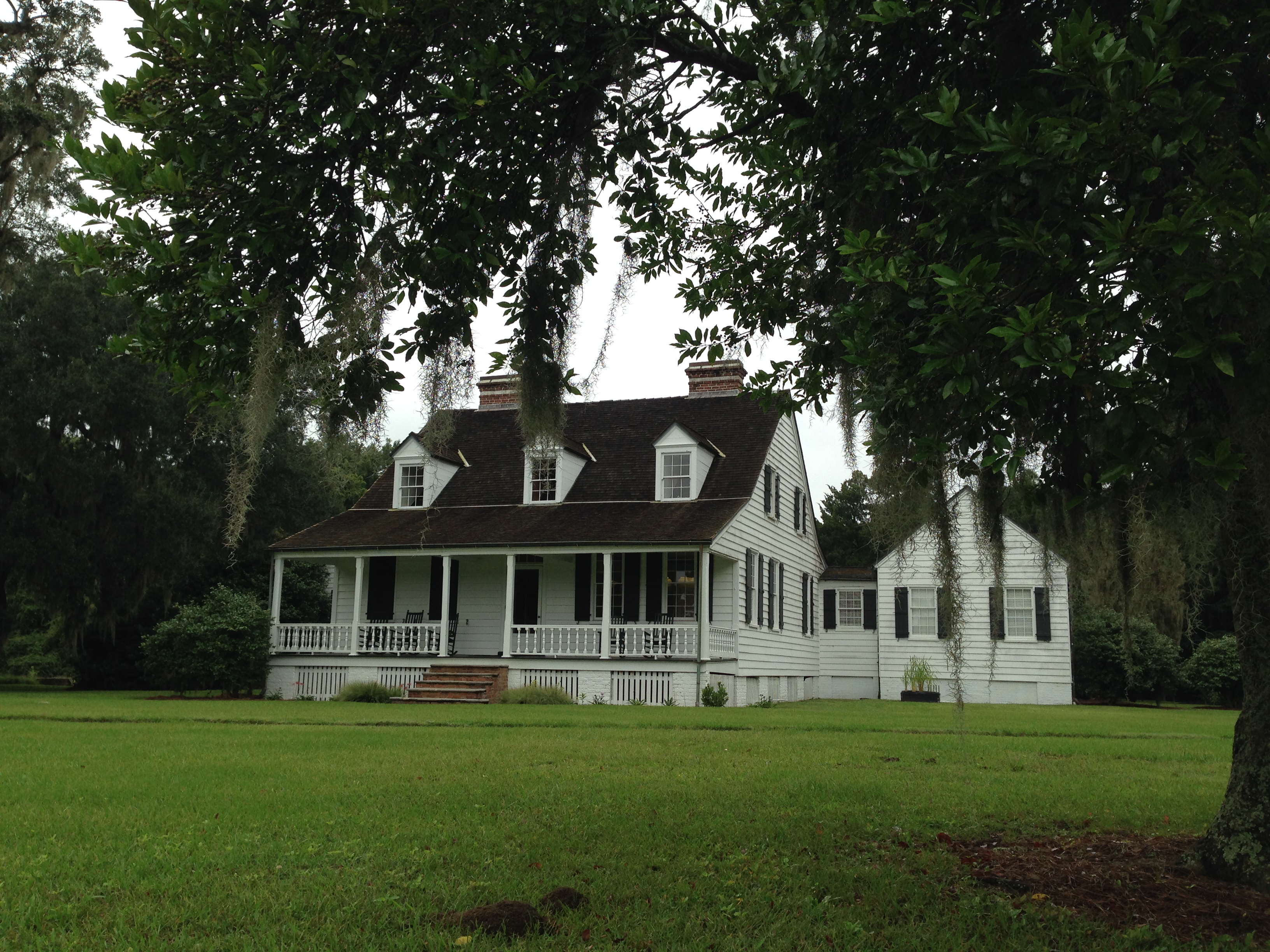 1828 Lowcountry cottage and grounds