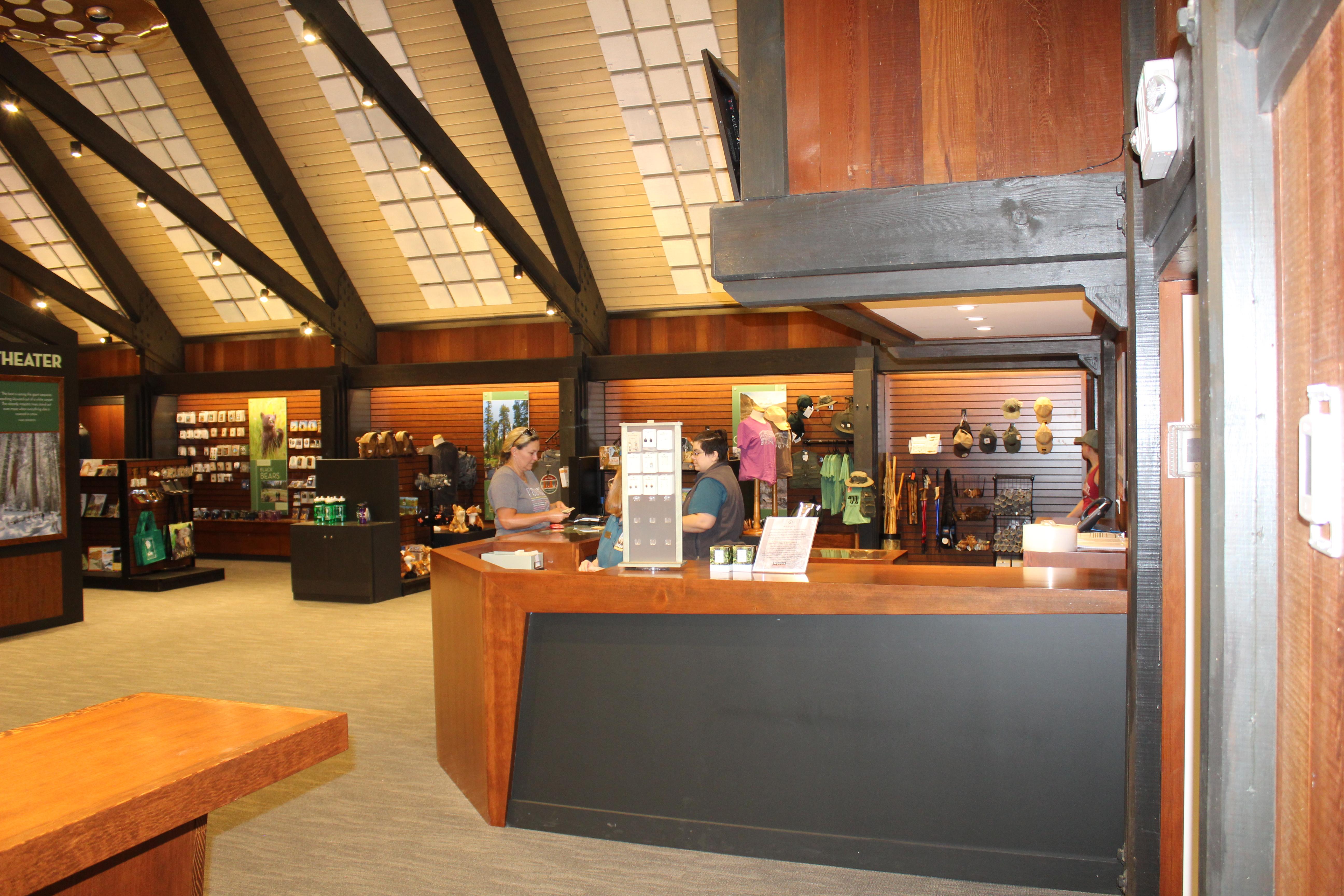 Visitor Centers - Sequoia &amp; Kings Canyon National Parks (U.S. 