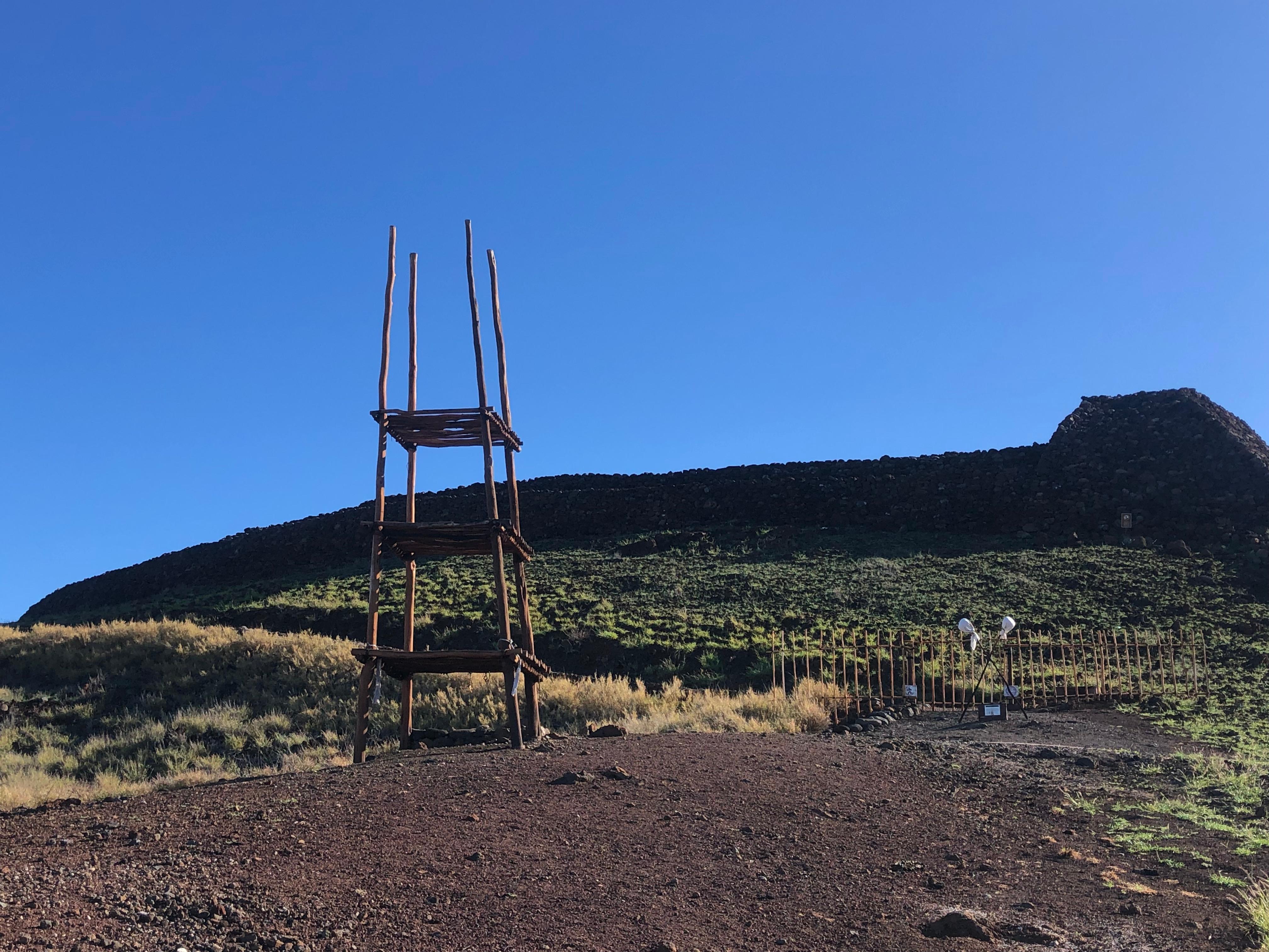 A Lele (offering tower) set below Pu'ukoholā Heiau NHS