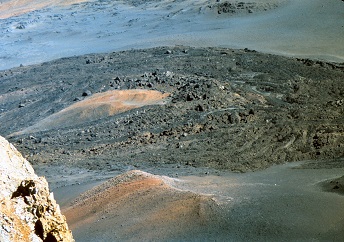 Dry lava flow in Haleakalā crater.
