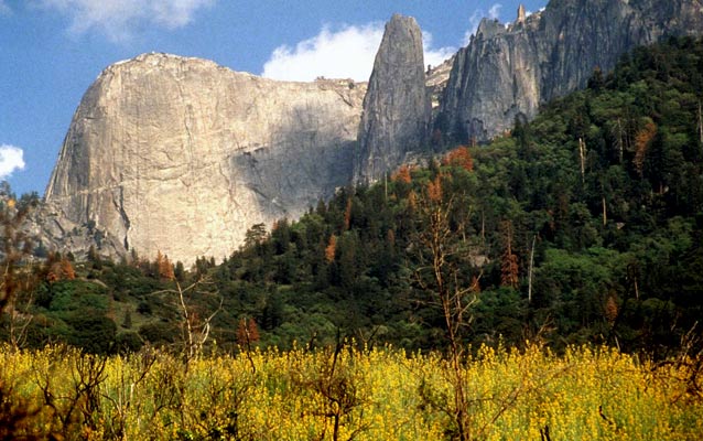 Castle Rocks in Sequoia National Park Castle Rocks in Sequoia National Park