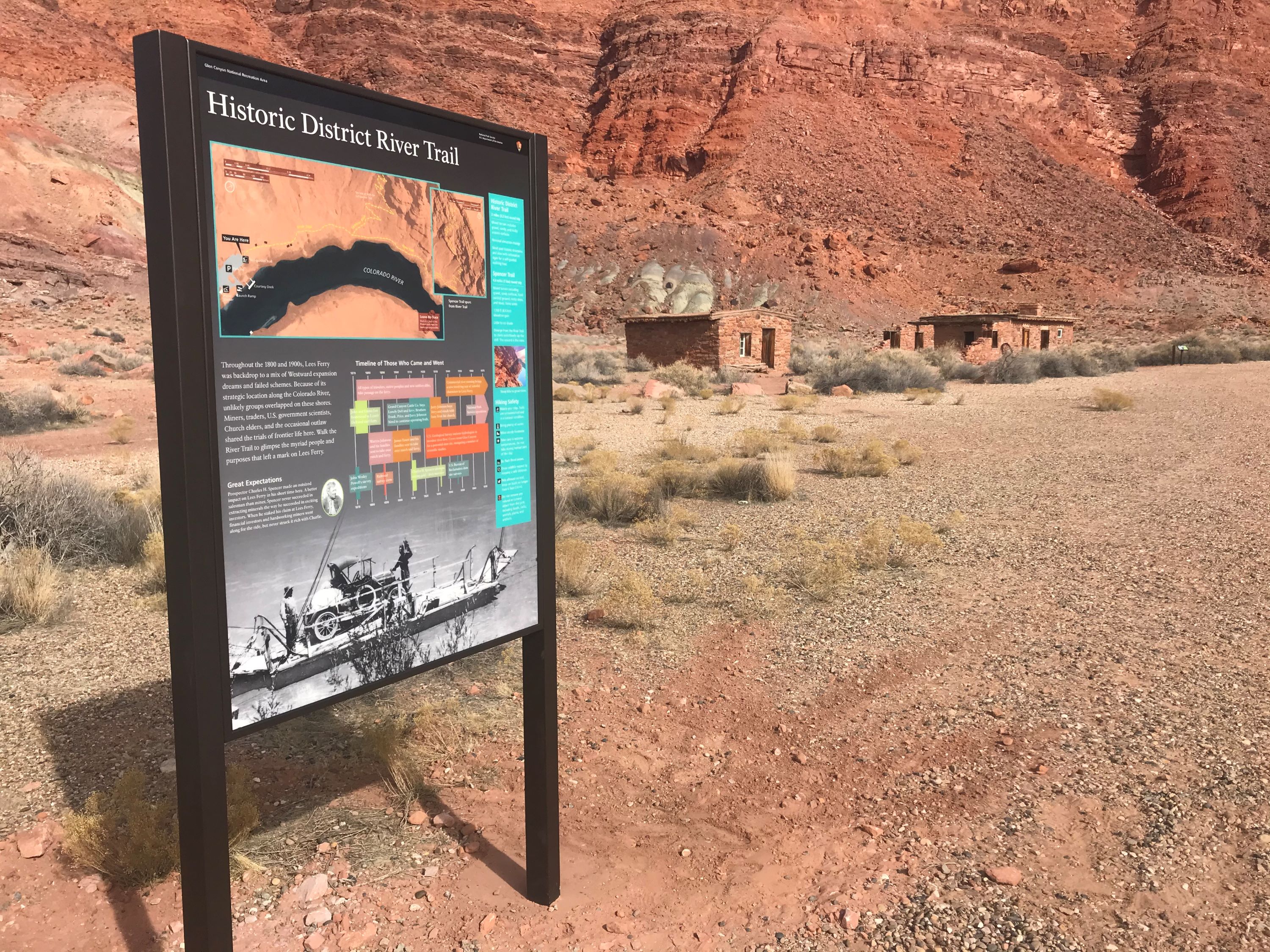 Trailhead sign at entrance to Historic River Trail