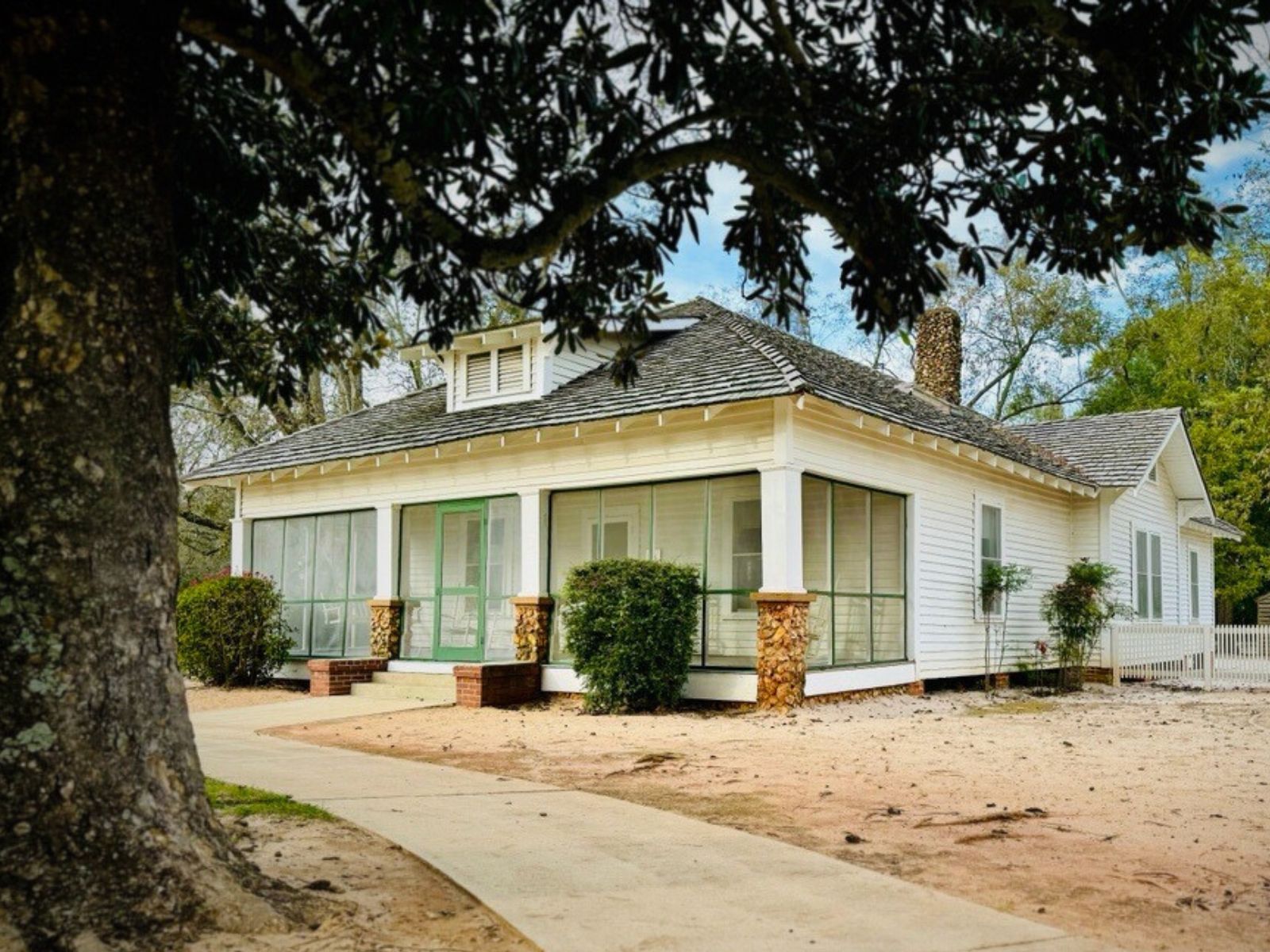 Front view of the Jimmy Carter Boyhood Home