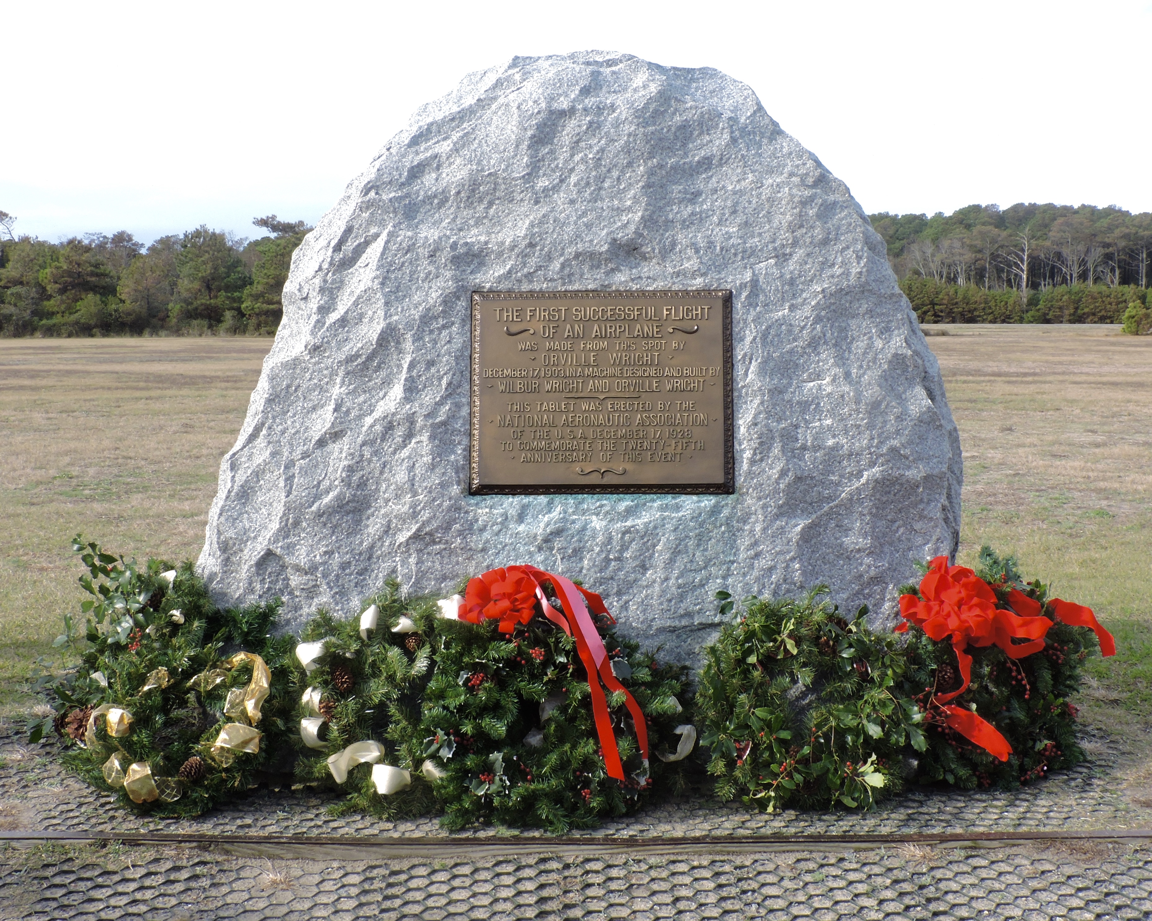 Wreaths at First Flight Boulder