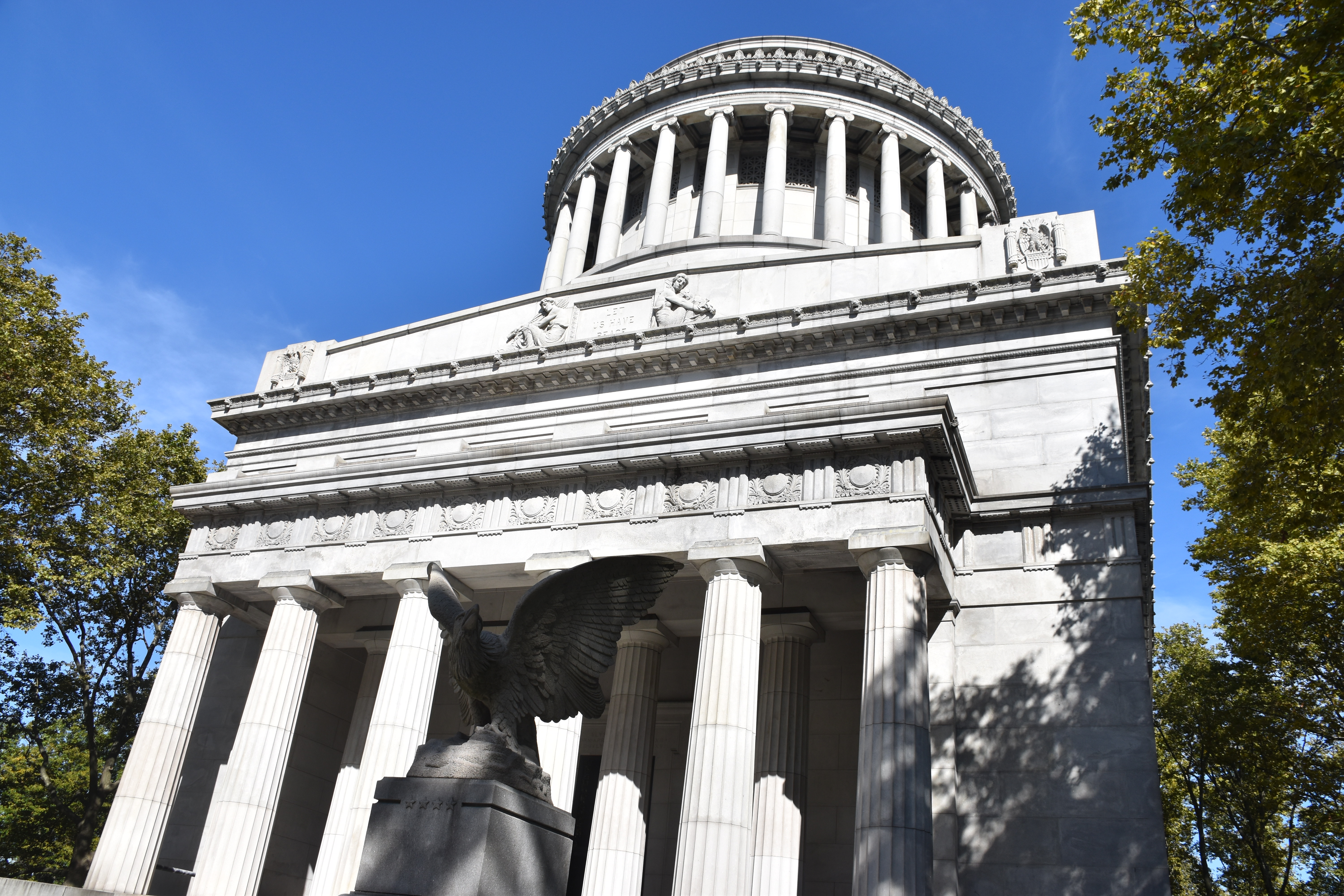 An image of the grey granite exterior of Grant's Mausoleum