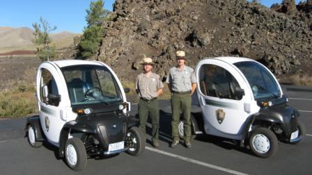 moon-buggies_compressed moon-buggies_compressed