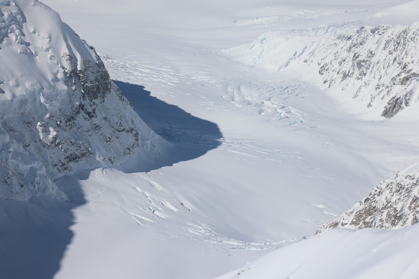 Lower NE Fork of the Kahiltna Glacier Lower NE Fork of the Kahiltna Glacier