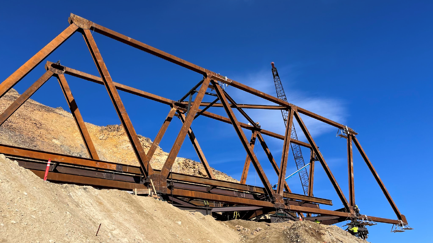 Photo credit to Jacobs Engineering-FHWA Erected steel truss bays