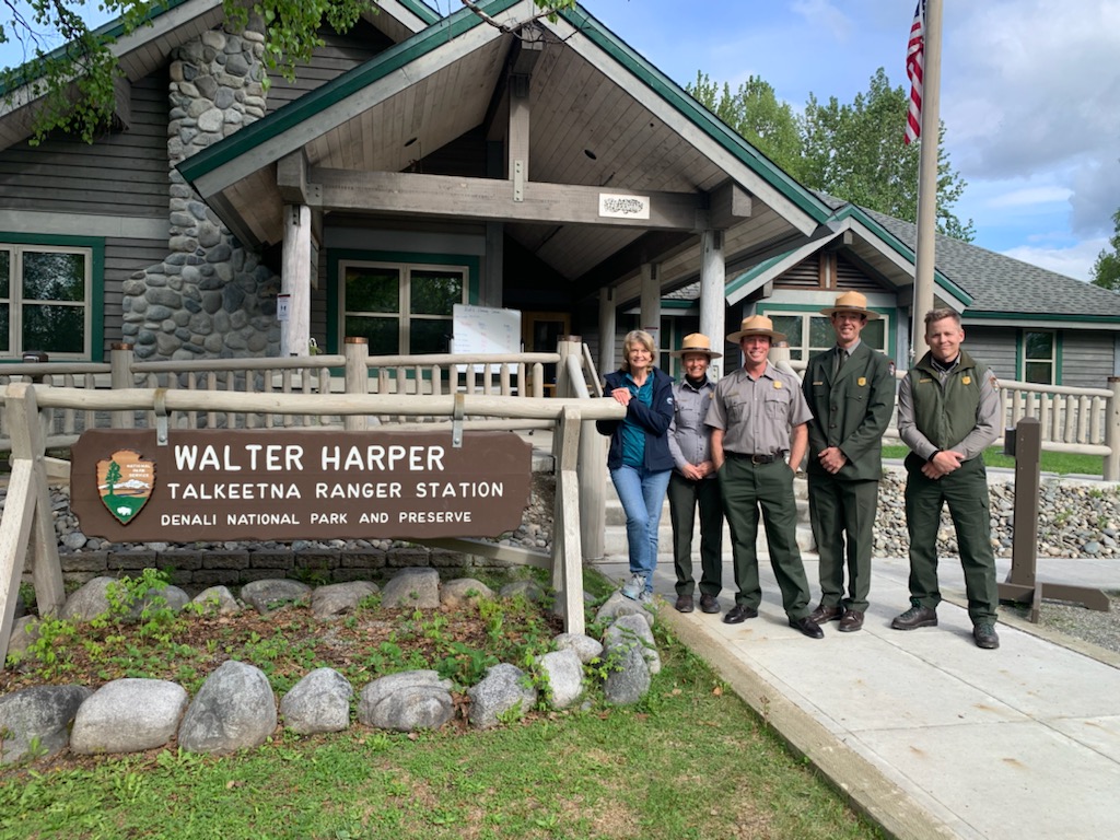 Senatorial visit Senator Lisa Murkowski poses with rangers in front of ranger station