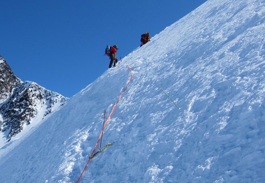 Pickets, traverse to Denali Pass