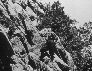 Linnie Rogers prepares to climb Devils Tower in 1895