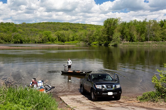 Families put their boats in the water at Poxono boat launch (NJ) NPS Photo M. Cuff