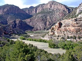 The Green River at Mitten Park.