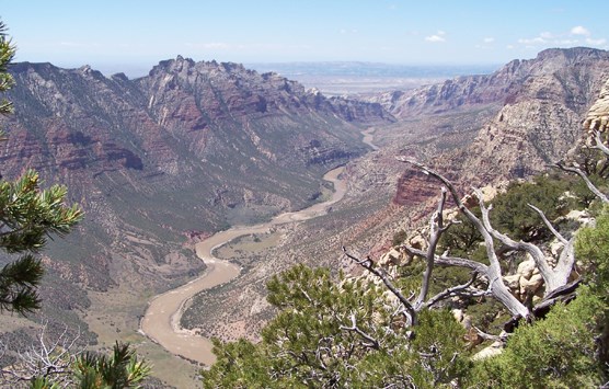 The Green River in Split Mountain Canyon. The Green River in Split Mountain Canyon.