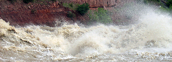 Maytag at Warm Springs Rapids on the Yampa River during a flow rate of 22,000 cubic feet per second