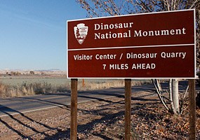 directions to dinosaur national monument
