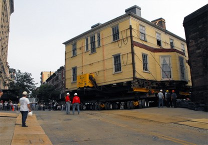 photo of Hamilton Grange National Memorial being moved to its new location in St. Nicholas Park (New York)