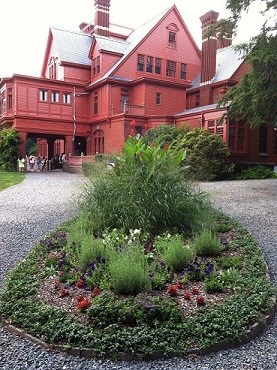 Oval Garden at Glenmont Oval Garden at Glenmont