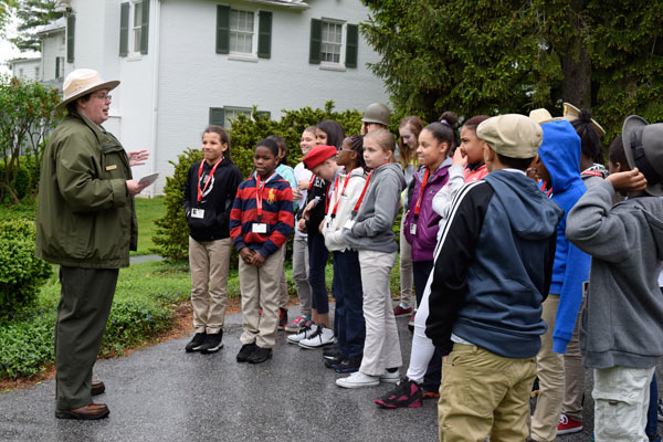 Ranger Liz and McKinley School 5th graders tour President Eisenhower's farm.