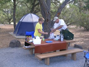 Image of campers at the El Morro campground