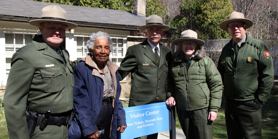 Doris with NPS Director Jarvis and NPS Staff Doris with NPS Director Jarvis and NPS Staff