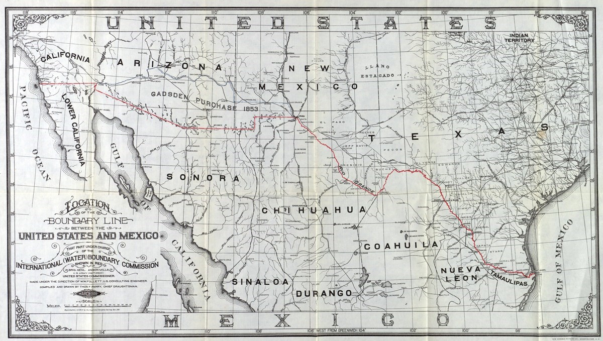 Un mapa trazado a mano en blanco y negro que muestra el límite entre Estados Unidos y México con una línea roja del océano Pacífico al golfo de México.