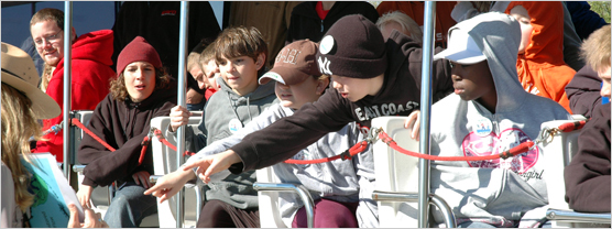 Students on the Shark Valley tram. Students on the Shark Valley tram.