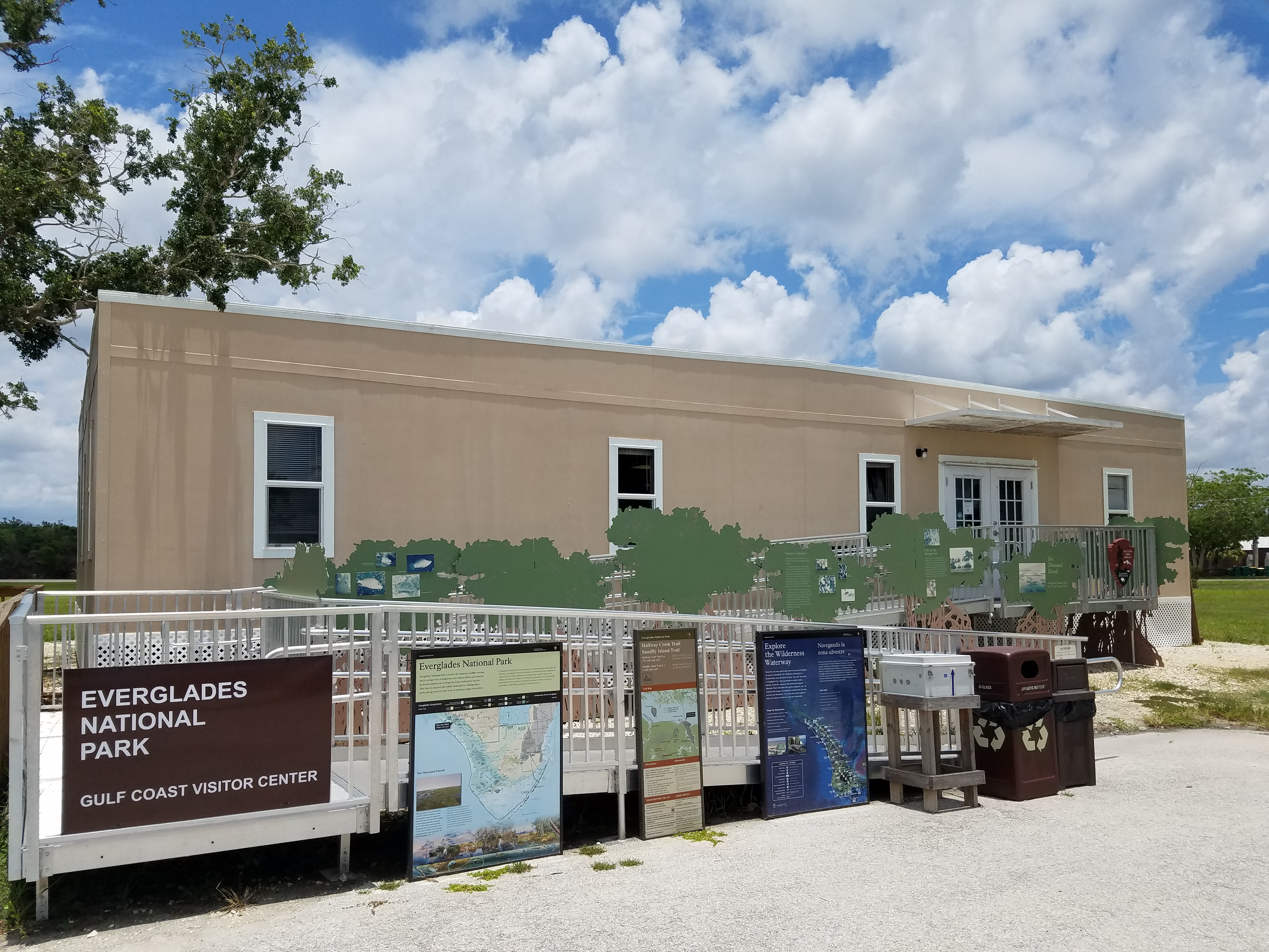 Gulf Coast Visitor Center – Everglades National Park (U.S. National Park Service) Gulf Coast Visitor Center – Everglades National Park (U.S. National Park Service)