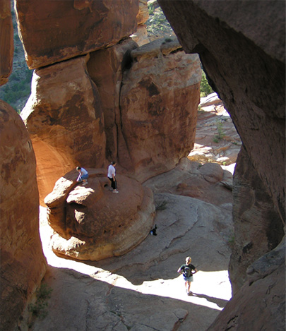 Image of the Devil’s Kitchen Trailhead