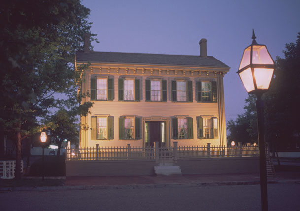 The Lincoln Home in 1988
