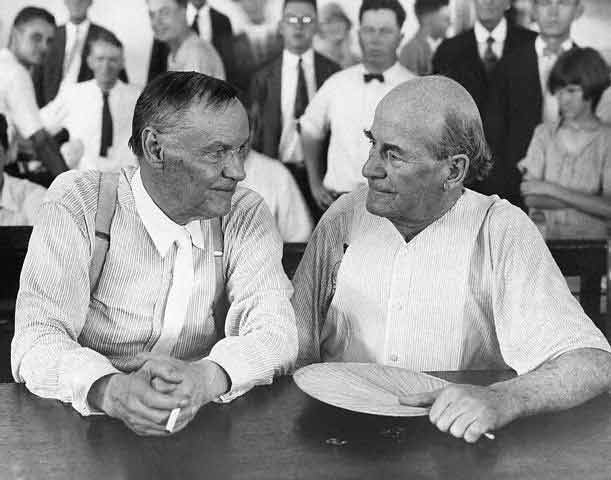 Clarence Darrow and William Jennings Bryan chat during the Scopes trail in 1925.