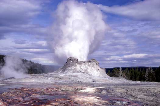 Castle Geyser Erupts