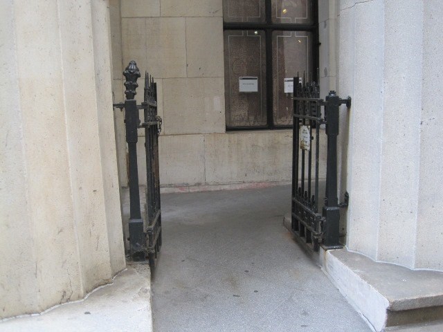 Ramp access rear entrance Federal Hall Ramp access rear entrance Federal Hall