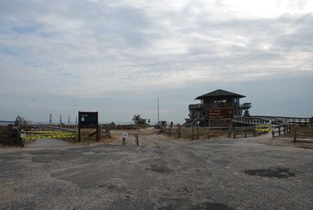 Wilderness Visitor Center with closed walkways.