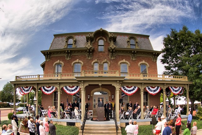 People at the dedication of the Ida Saxton McKinley House