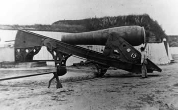 Photo of a historical Cannon in black and white.