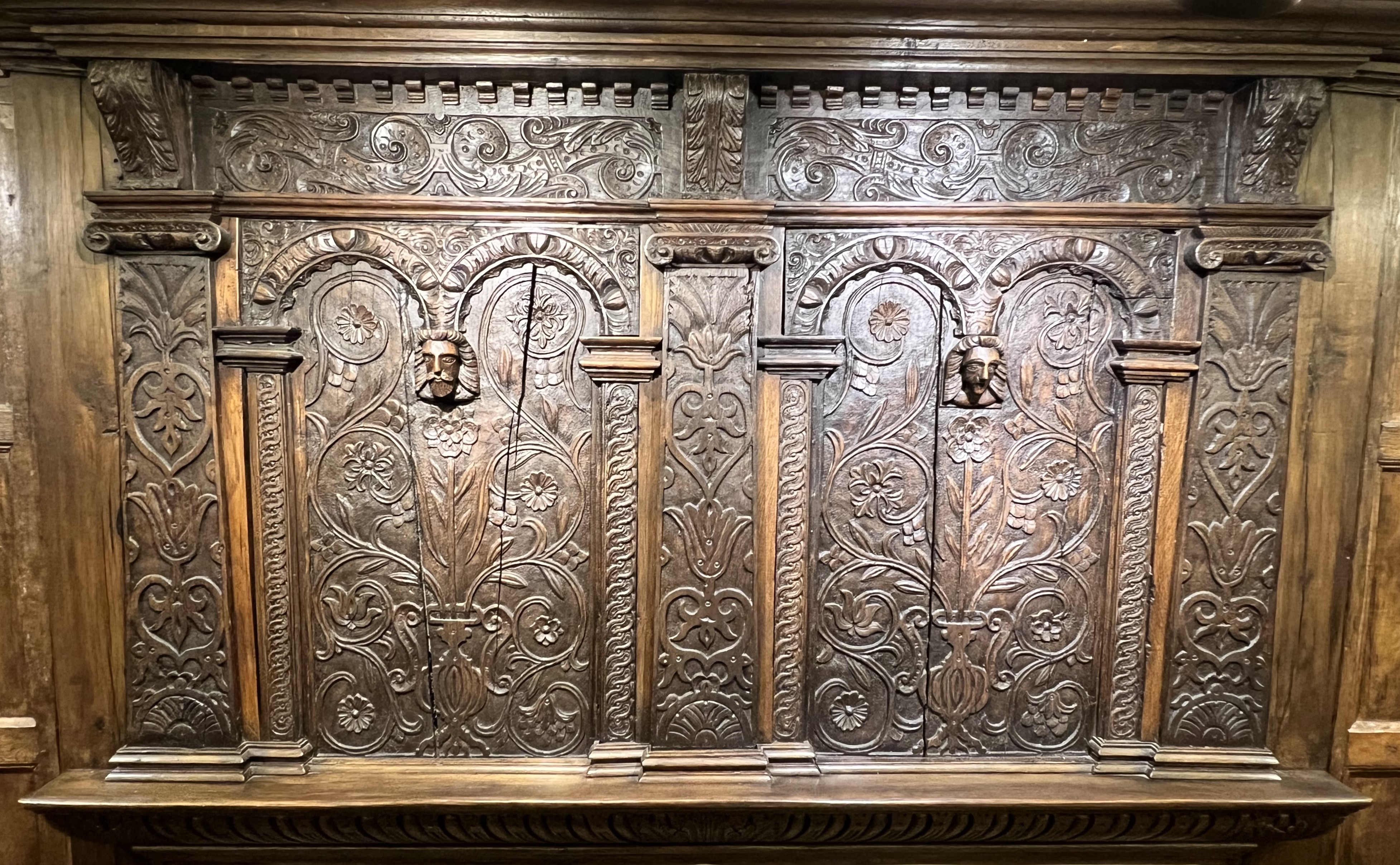 Fireplace-Mantle.JPG?maxwidth\u003d1300\